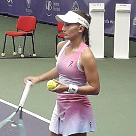 Julia Stusek - Anastasia Kulikova | WTA Tennis DE